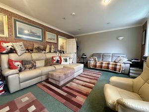 Lounge- click for photo gallery